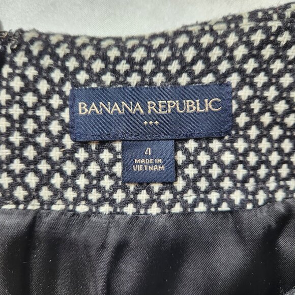 Banana Republic Tweed Skirt - Black & White - Size 4 - Picture 6 of 8